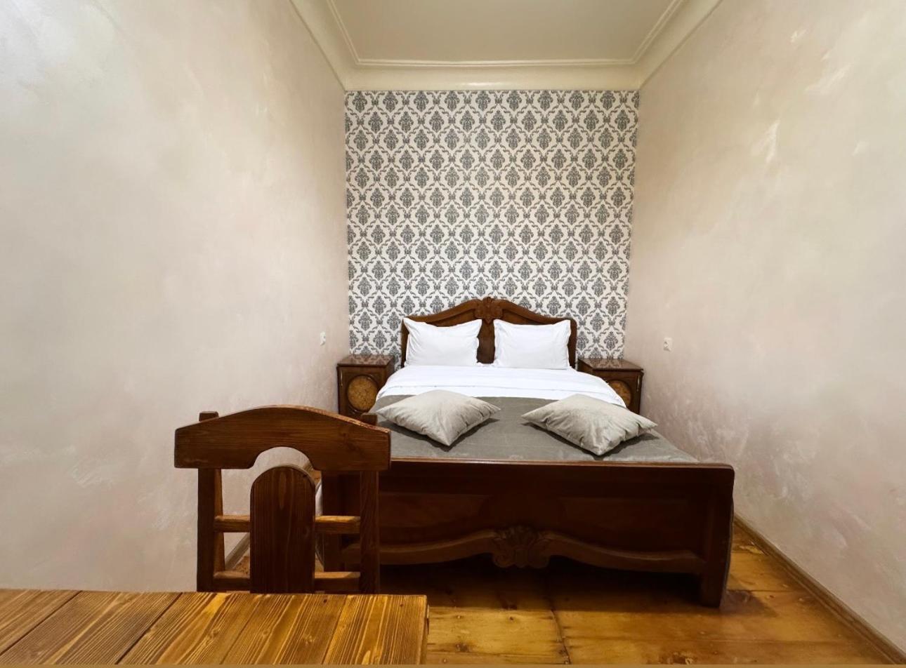 Yerevan Hotel Habitación foto
